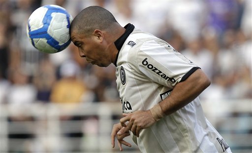 lol live-包含西汉姆训练开放日，集结日门线救险引欢呼，德甲在即，球探报告显示潜力的词条