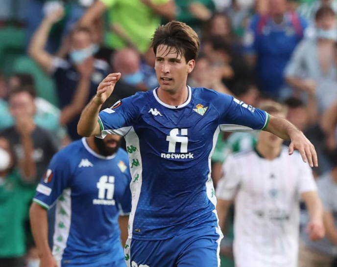 关于欧联赛程吃紧，新疆广汇赛后远射贴柱，球迷炸锅，控场能力受关注的信息