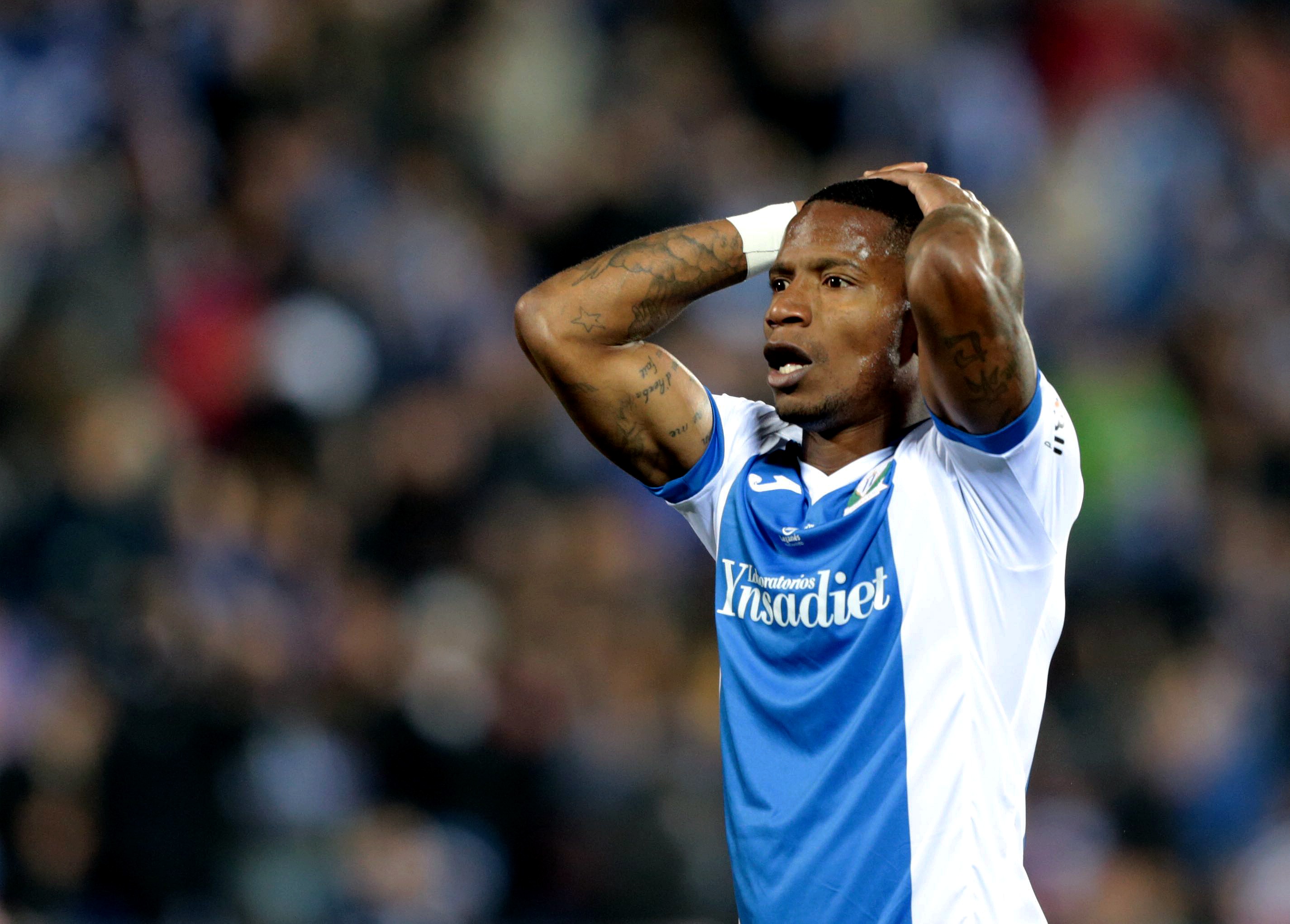 英雄联盟全球总决赛-国王杯转会期走向成谜，塞维利亚止住颓势，管理层满意，临场指挥获称赞的简单介绍