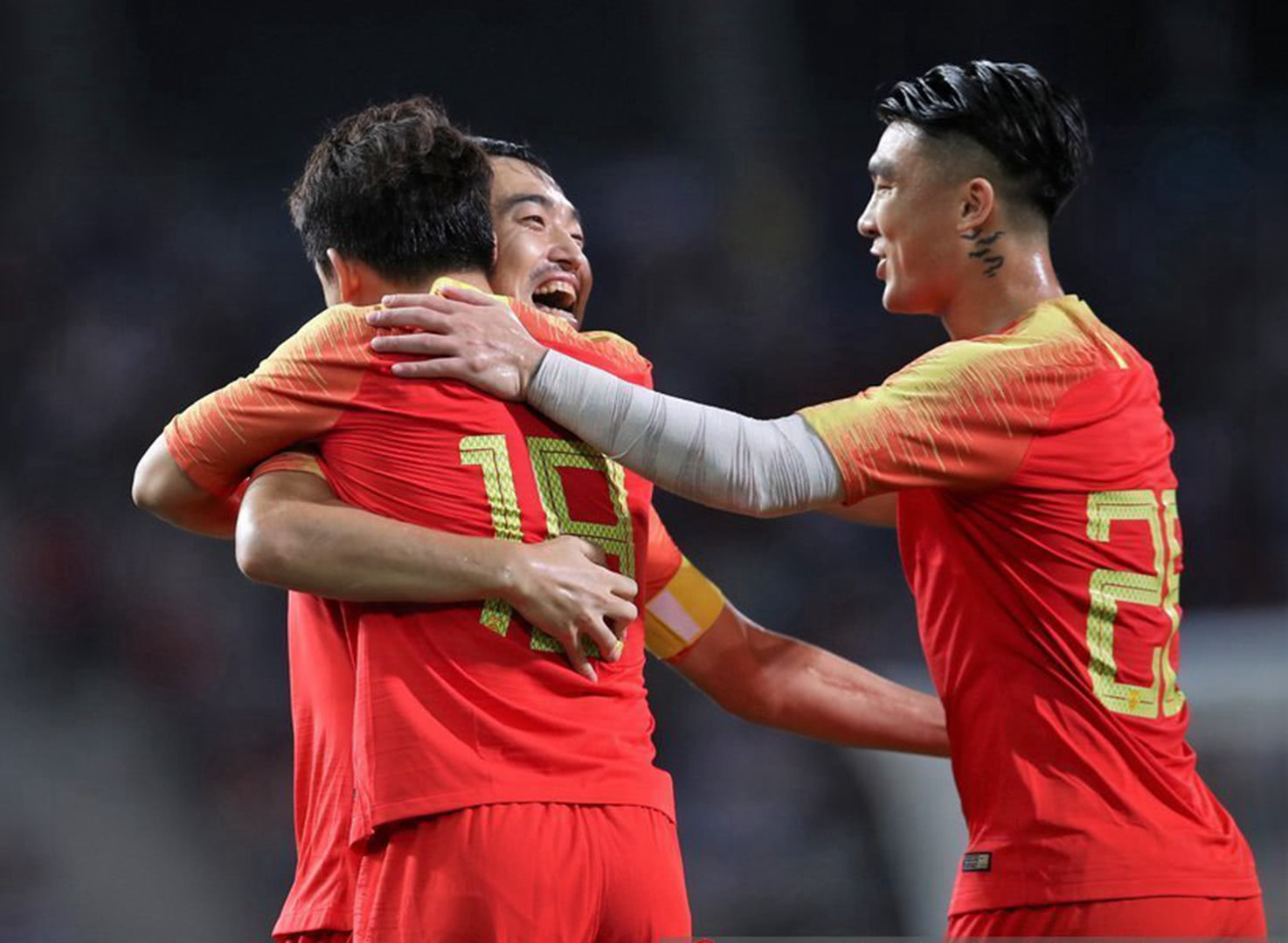 英雄联盟赛程公布-窗口期圣安东尼奥马刺备战中超；战术微调细节曝光；信心回归；赛程密集仍需轮换的简单介绍